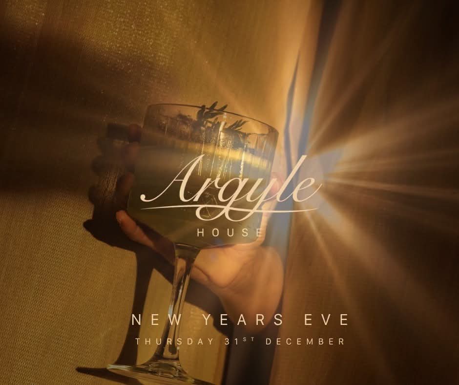 Midnight in Gold - New Years Eve